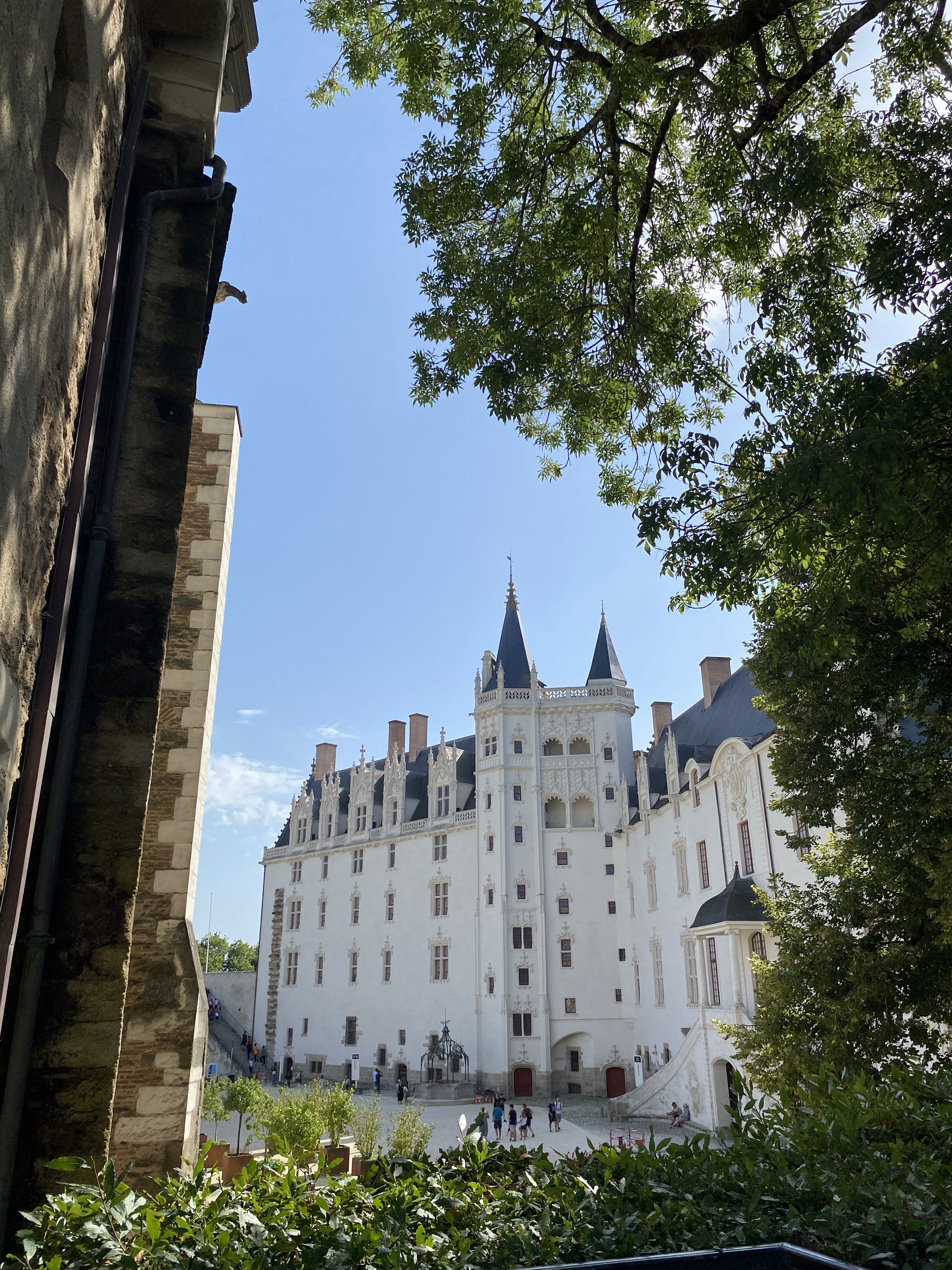 Château des Ducs de Bretagne vu depuis les jardins, Nantes